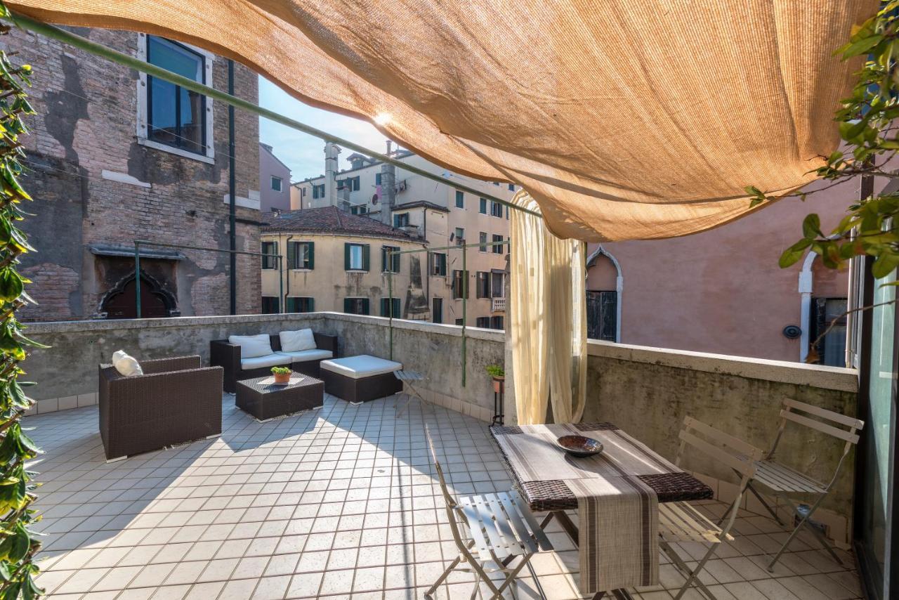 Tre Sestieri Terrace Canal View Venice Exterior photo