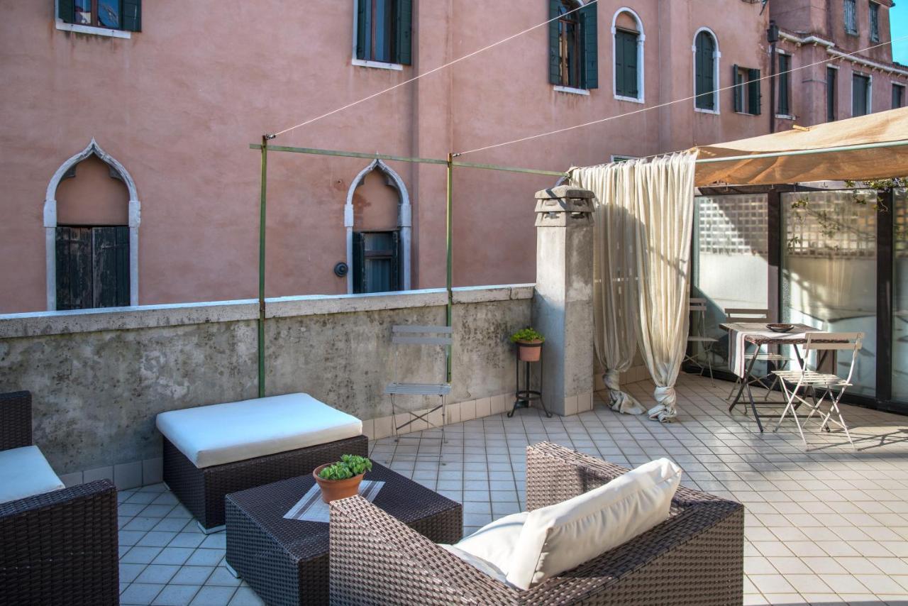 Tre Sestieri Terrace Canal View Venice Exterior photo