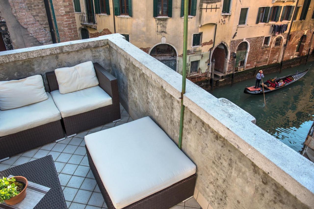 Tre Sestieri Terrace Canal View Venice Exterior photo